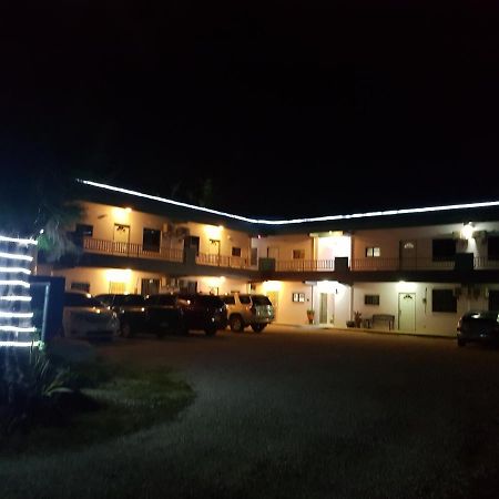 Lee'S Comfort House Chalan Kanoa المظهر الخارجي الصورة
