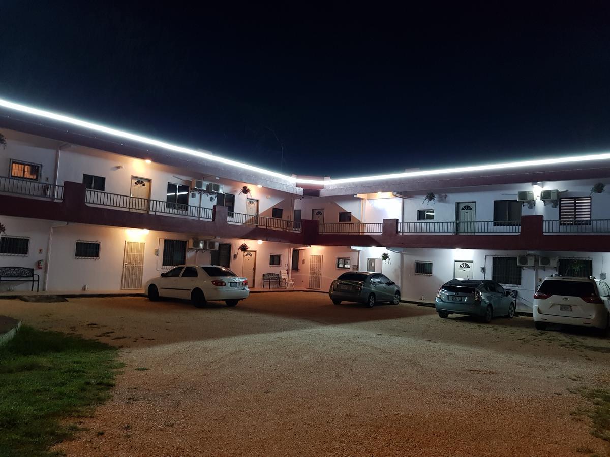Lee'S Comfort House Chalan Kanoa المظهر الخارجي الصورة